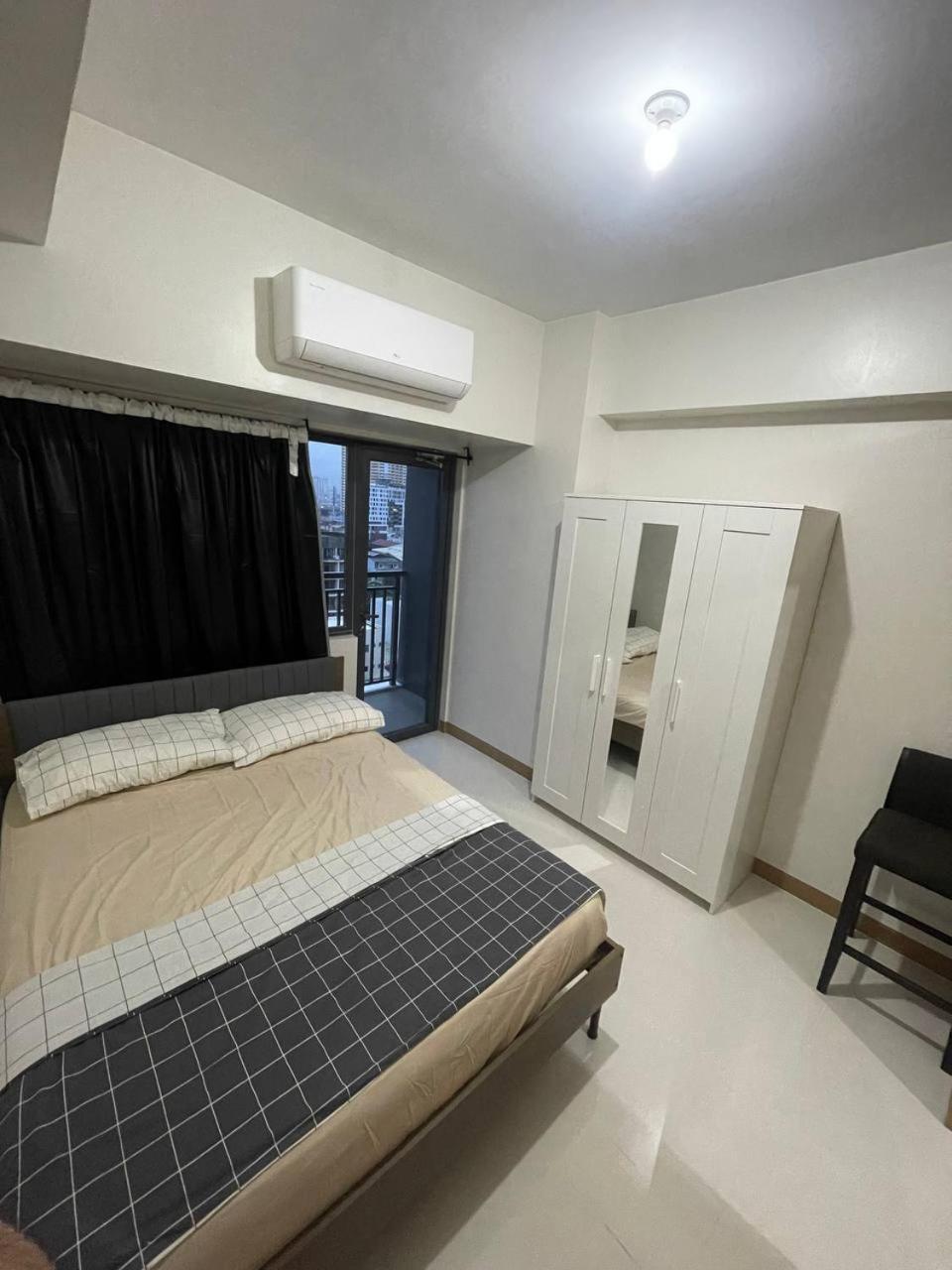 Red Residences Chino Roces Makati Makati City Exteriör bild